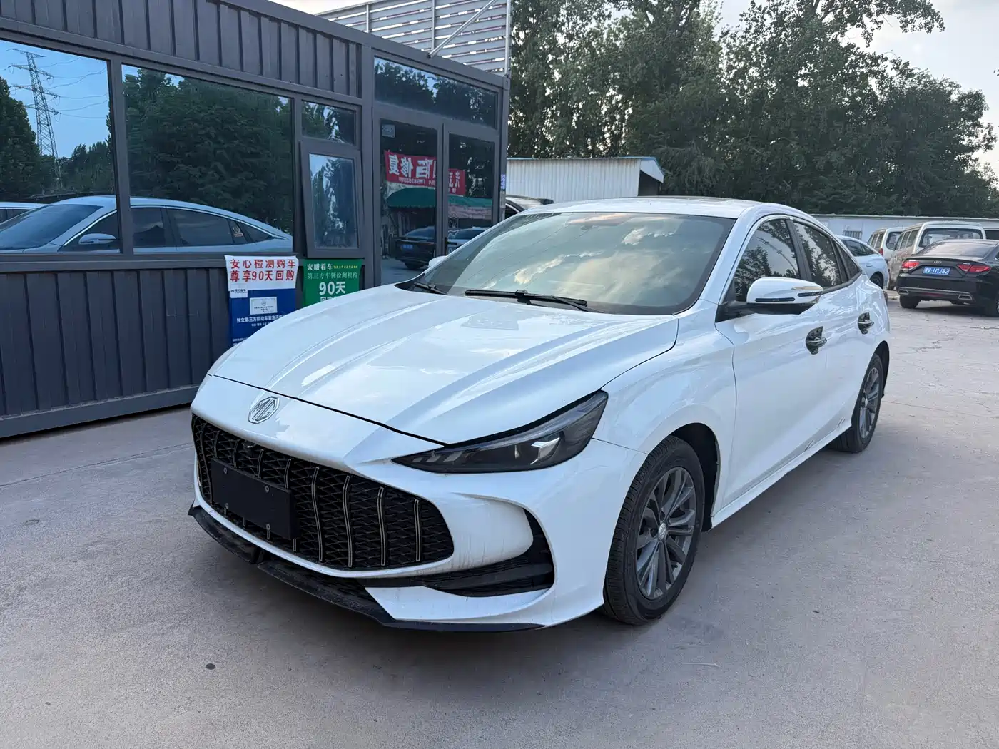 MG 5 2025 180DVVT Global Luxury Edition