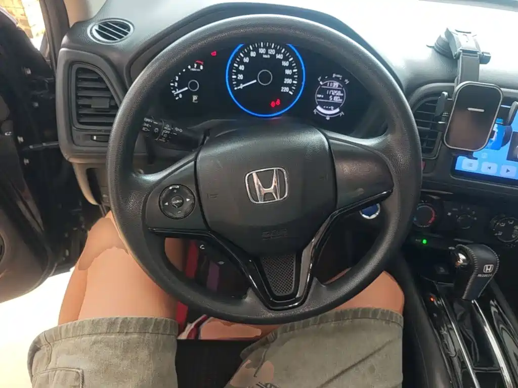 Honda Vezel 2016 2016 1.8L CVT 2WD Pioneer
