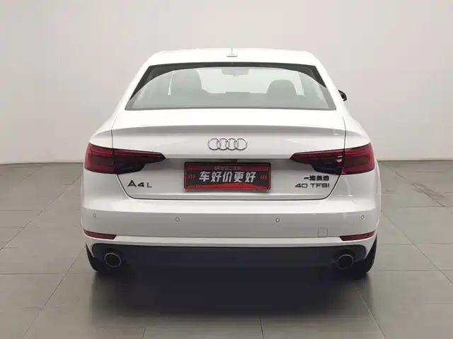 Audi A4L 2017 40 TFSI Fashion Edition — фото 4