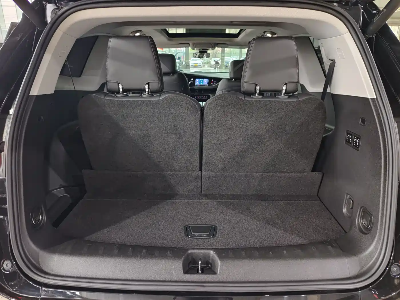Buick Enclave 2022 652T 4WD Premium 7-Seater фото 24