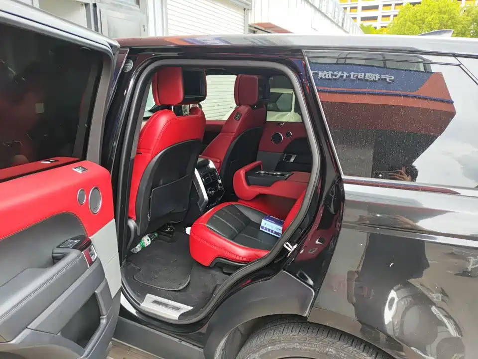 Photo 8 - Land Rover Range Rover Sport