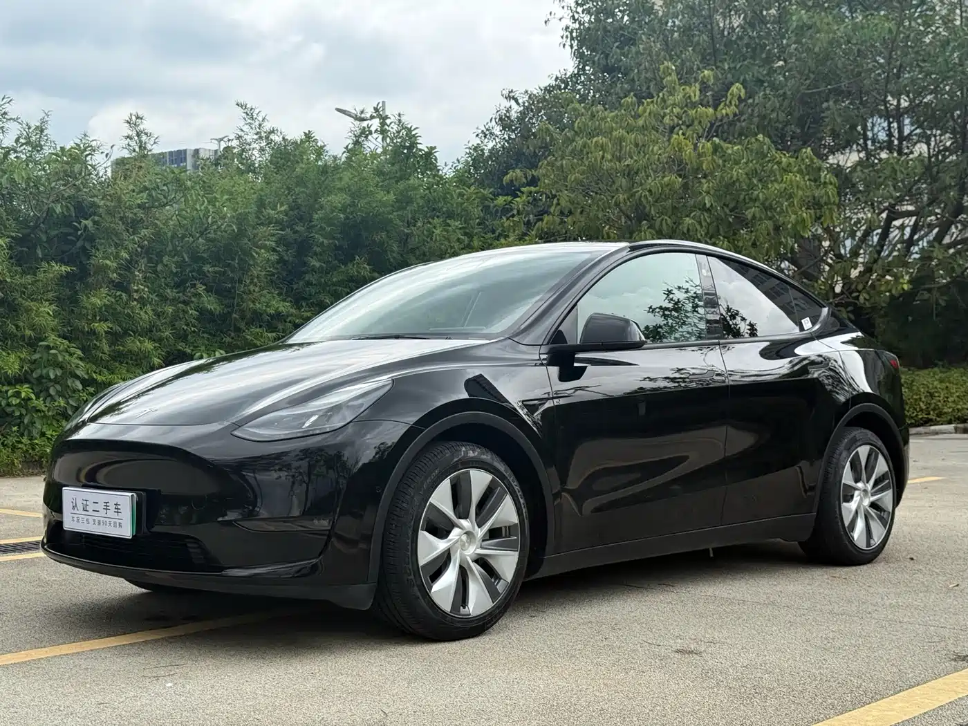 Tesla Model Y 2021