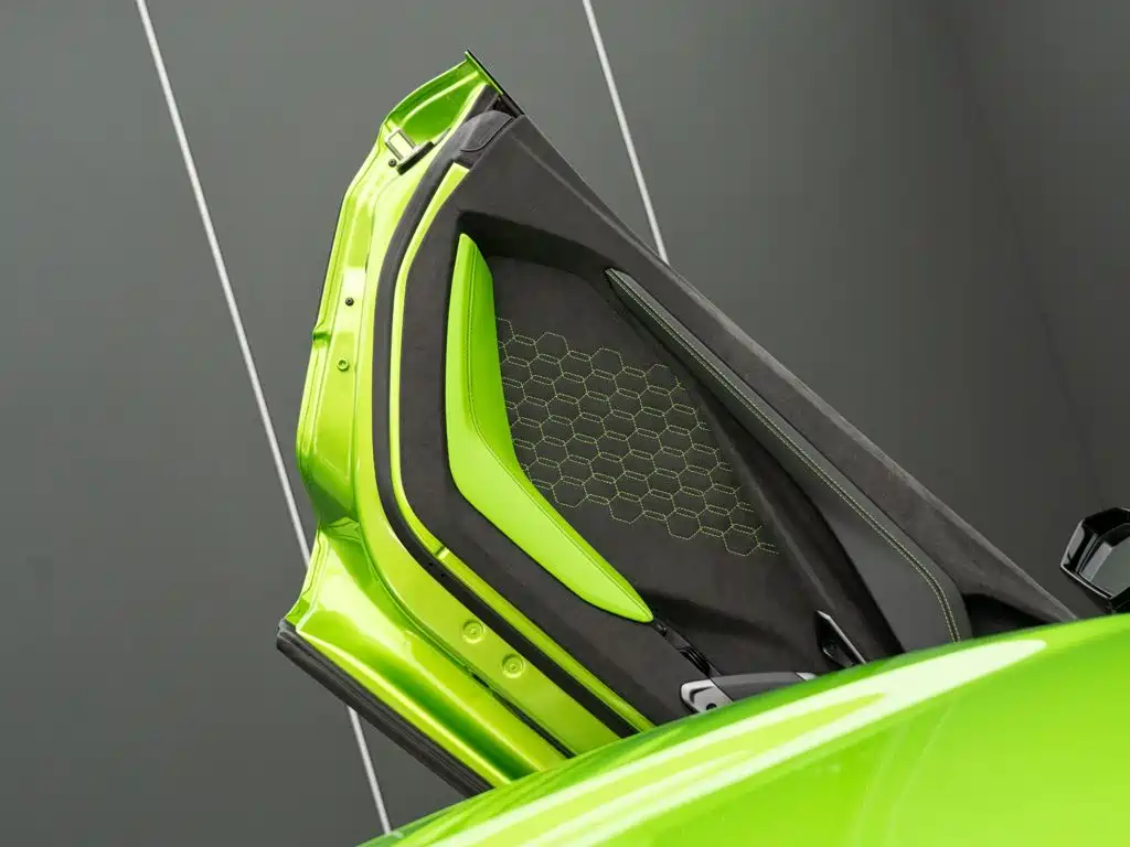 Lamborghini Revuelto 2025 2023 6.5L PHEV Standard