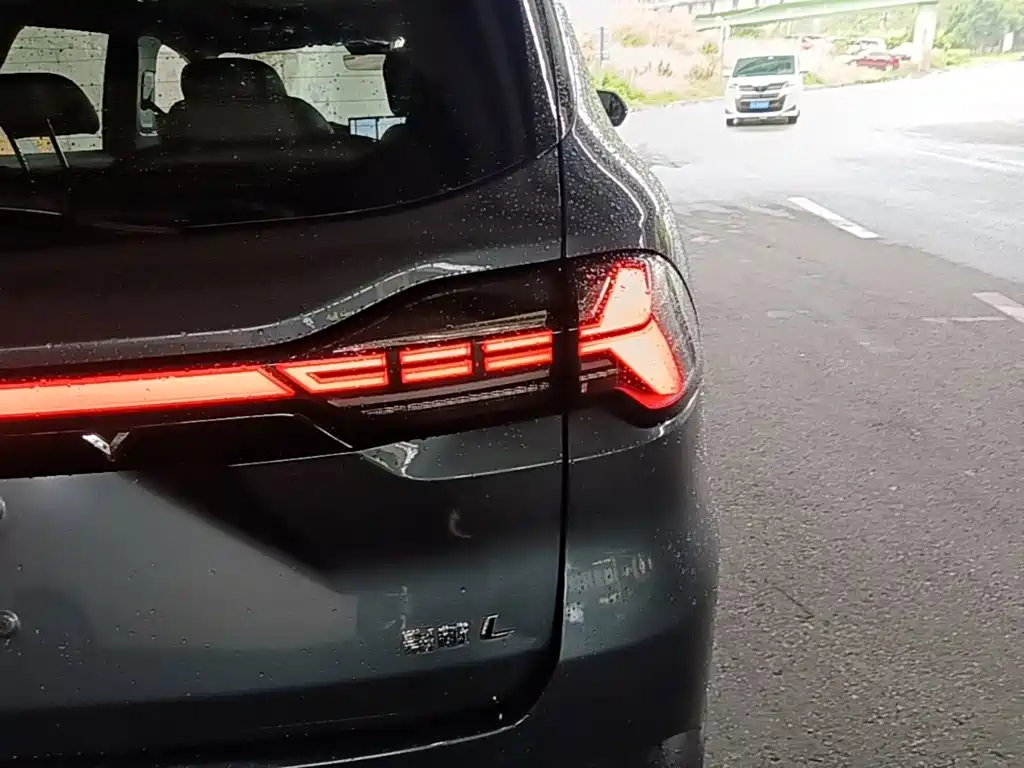 Geely Haoyue L 2023 2023 2.0T DCT Premium Model