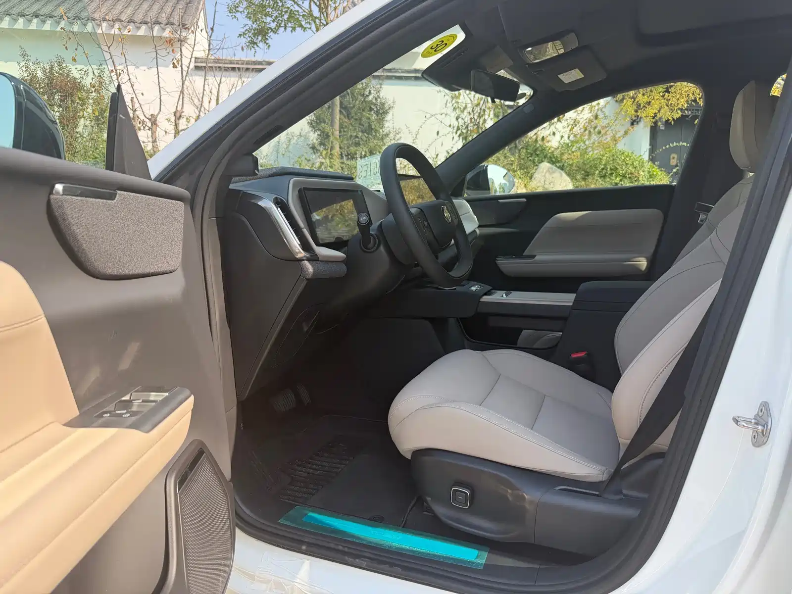 Фото 8 - Volvo XC70 Plug-in Hybrid