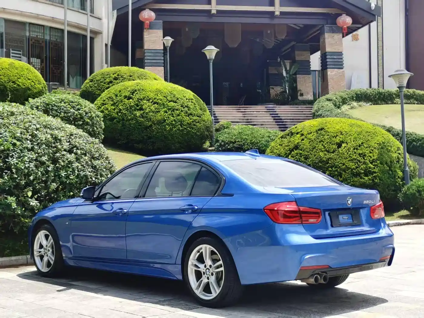BMW 3 Series 2018 320Li Leading M Sport Package фото 9