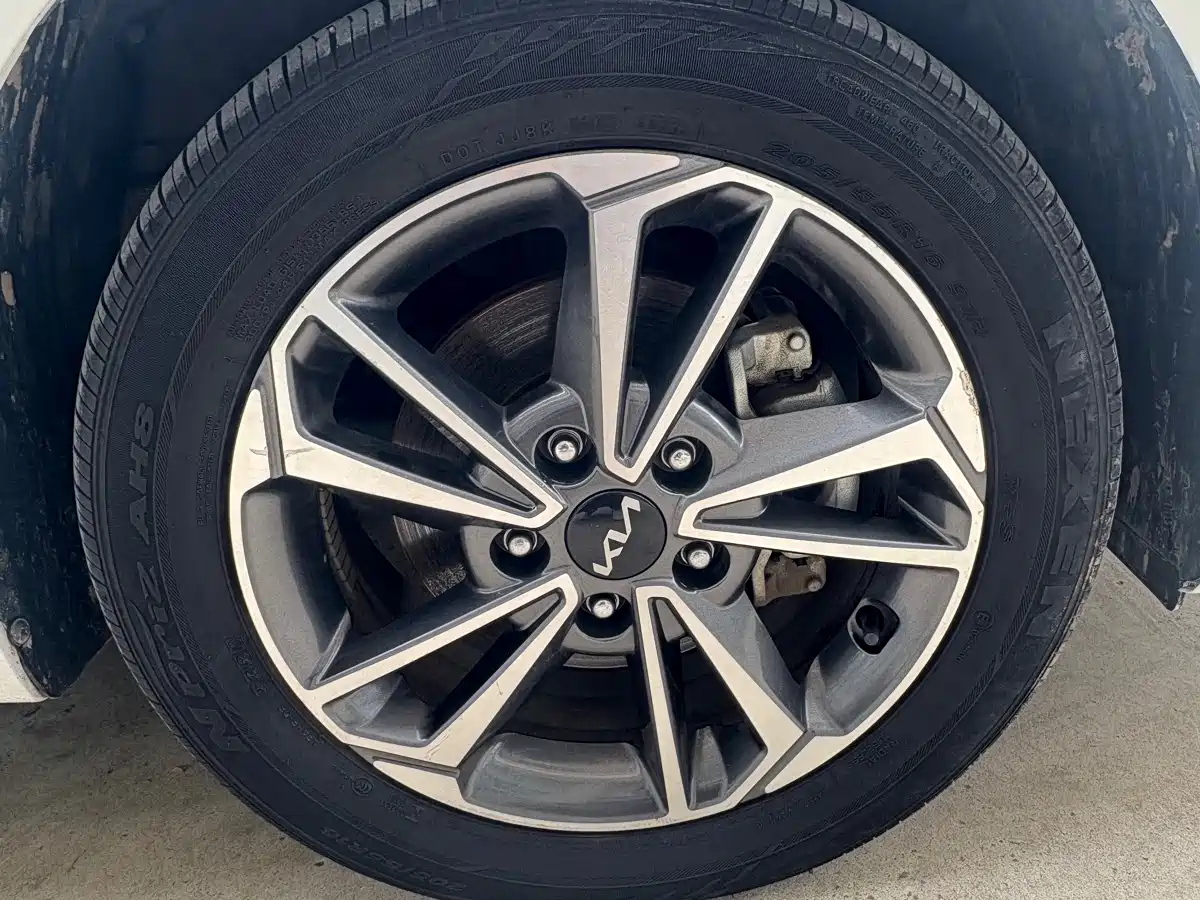 Kia K3 2023 2023 Model 1.5L CVT Luxury Edition