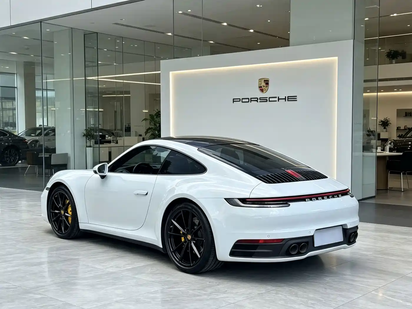 Photo 5 - Porsche 911