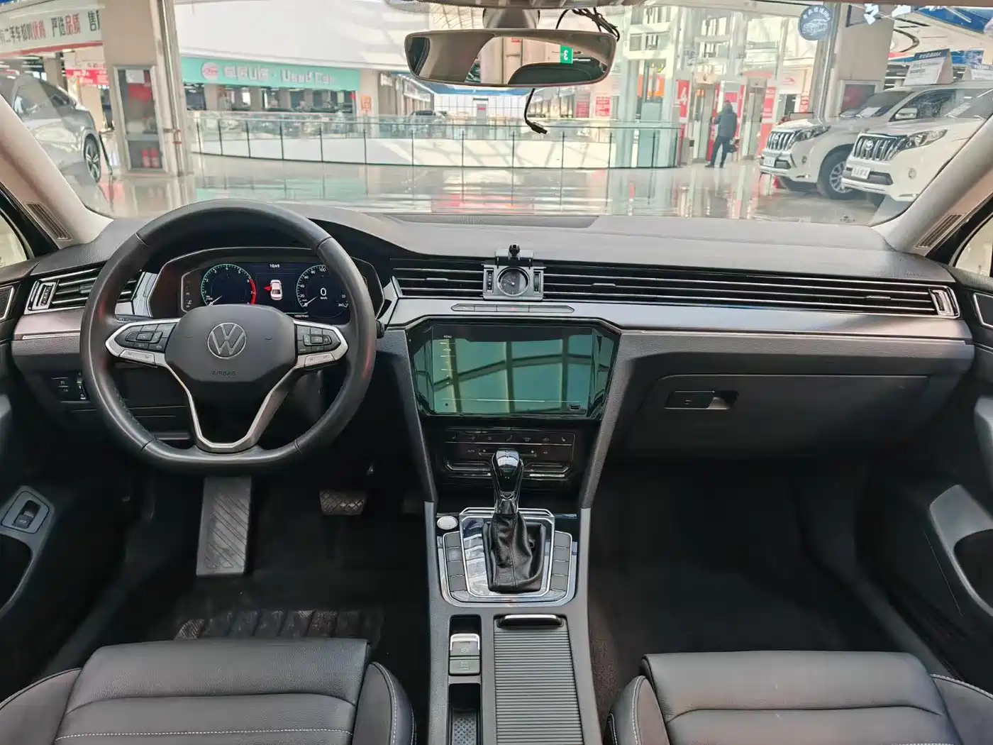Volkswagen Magotan 2020 330TSI DSG Leading фото 5