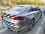 Фото 2 - Geely Preface