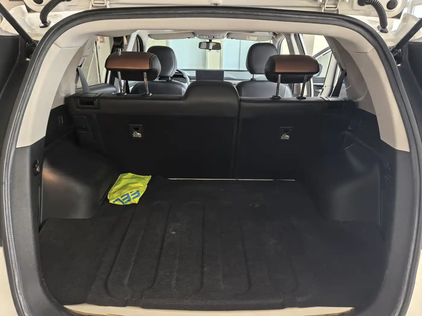 GEELY AUTOMOBILE VISION X6