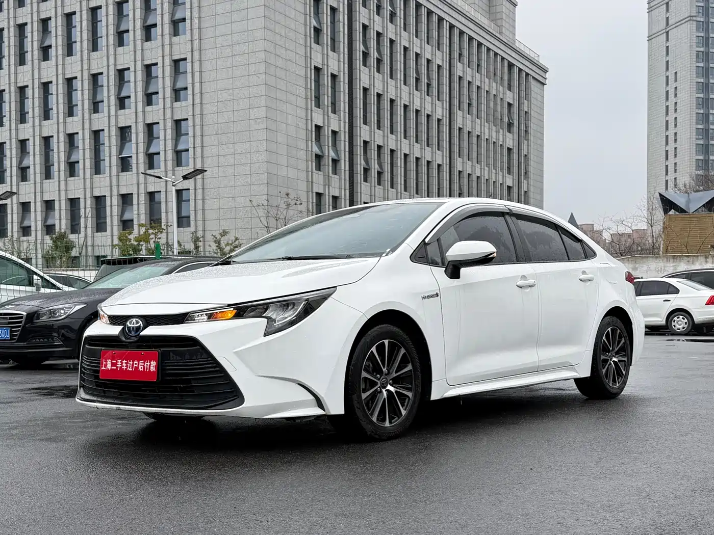 Toyota Levin 2023 Smart Hybrid 1.8L Leading Edition фото 2