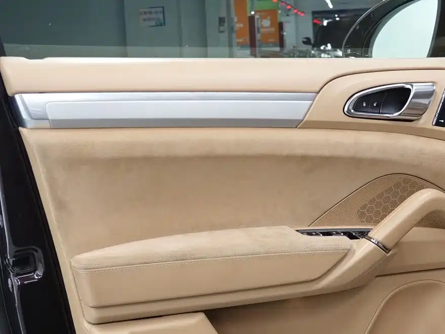Porsche Cayenne 2015 Cayenne GTS 3.6T фото 25