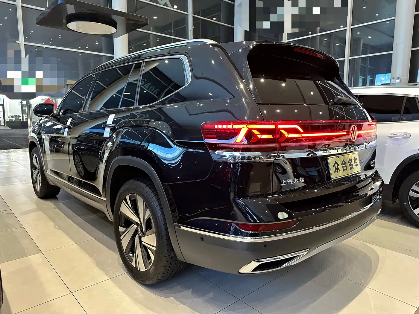 Volkswagen Teramont 2024 380TSI 4WD Dragon Glory Edition фото 4