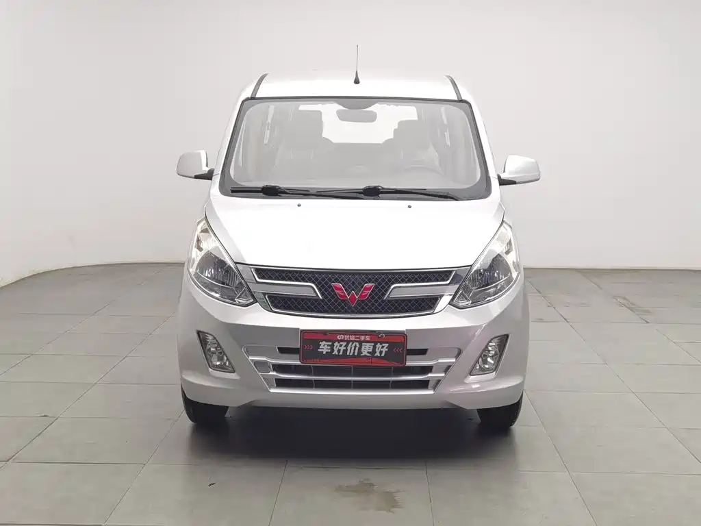 Wuling Motors Wuling Rongguang V 2017 2016 1.2L Standard