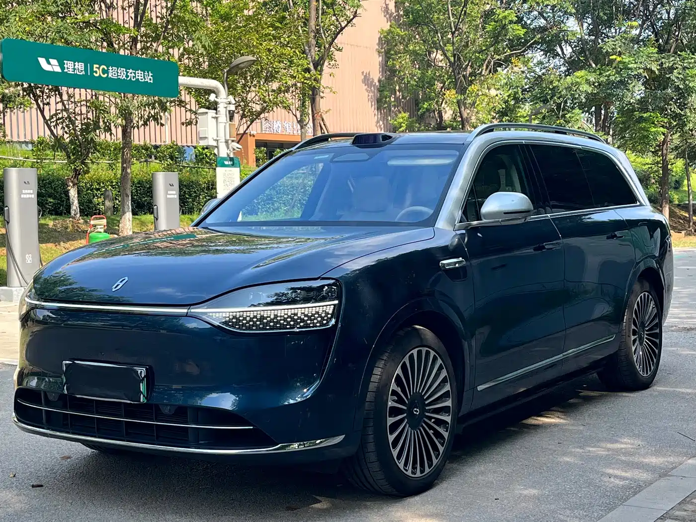 2026 AITO Wenjie AITO M9