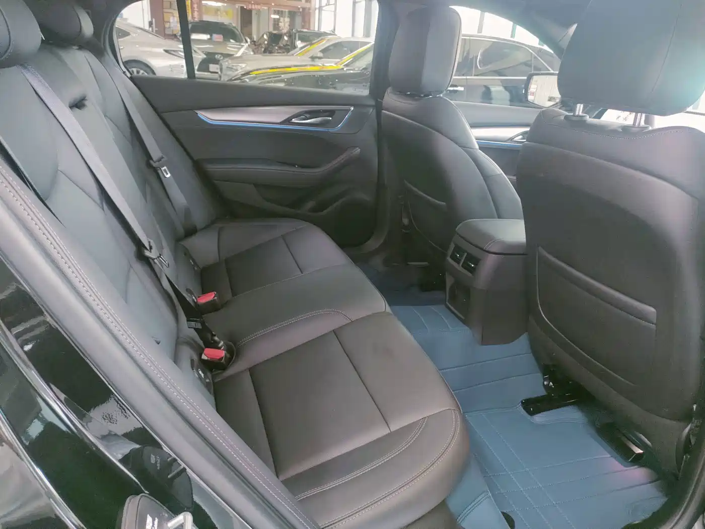 Cadillac CT5 2026 2025 Model 28T Urban Sport Edition