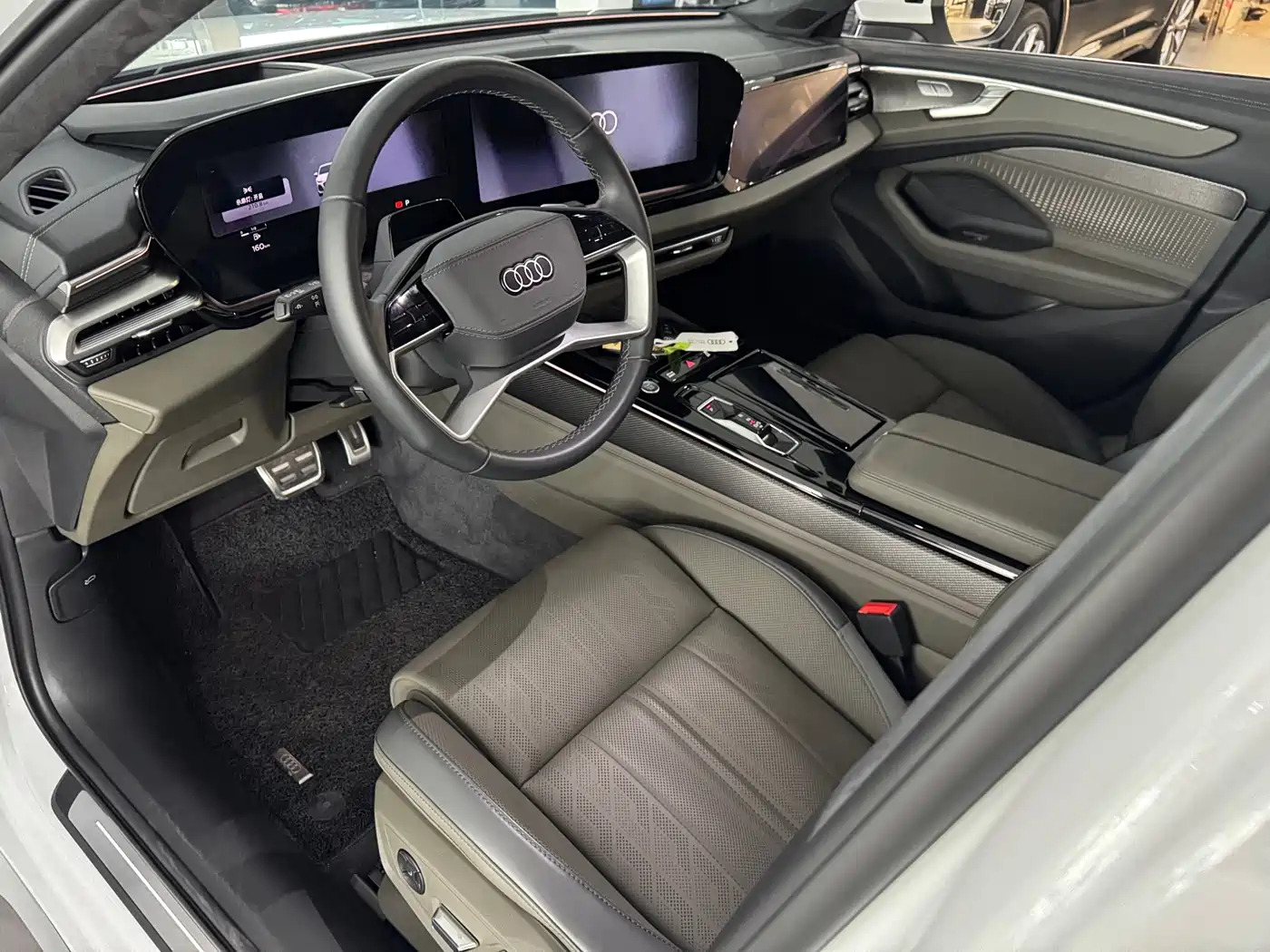 Audi A6L 2026 2026 Model 2.0T High Power Sport Edition