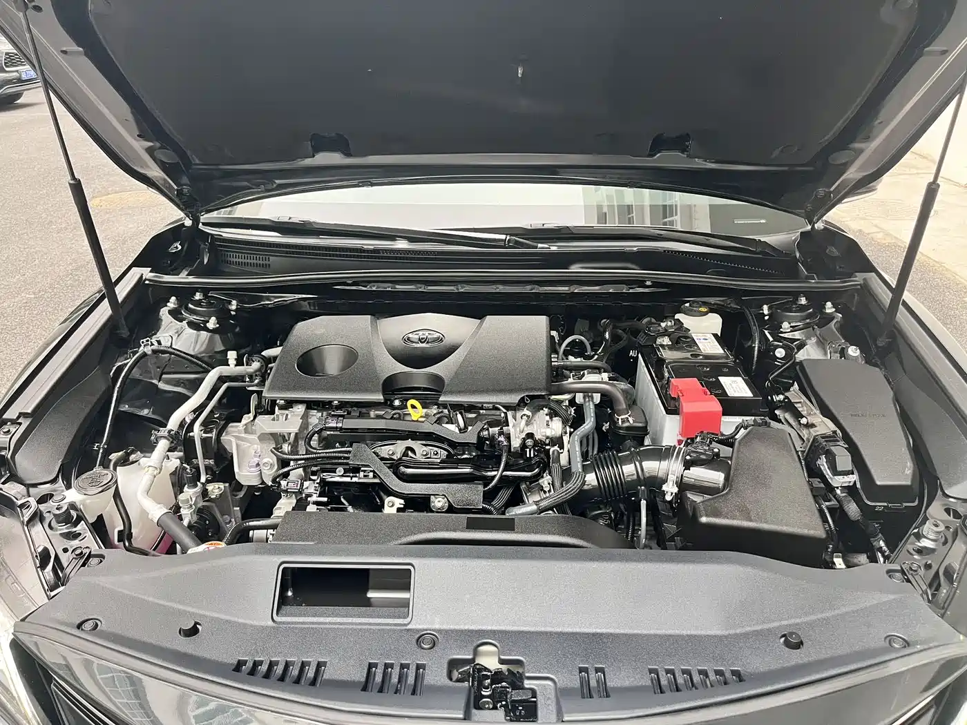 Toyota Camry 2023 2.0G Luxury Edition фото 16