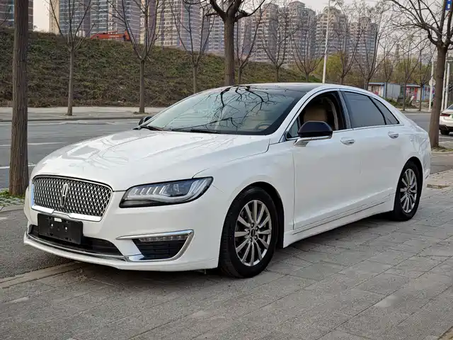 LINCOLN MKZ