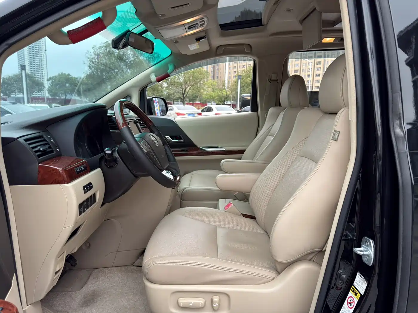 Toyota Alphard 2011 2011 3.5L Luxury Edition