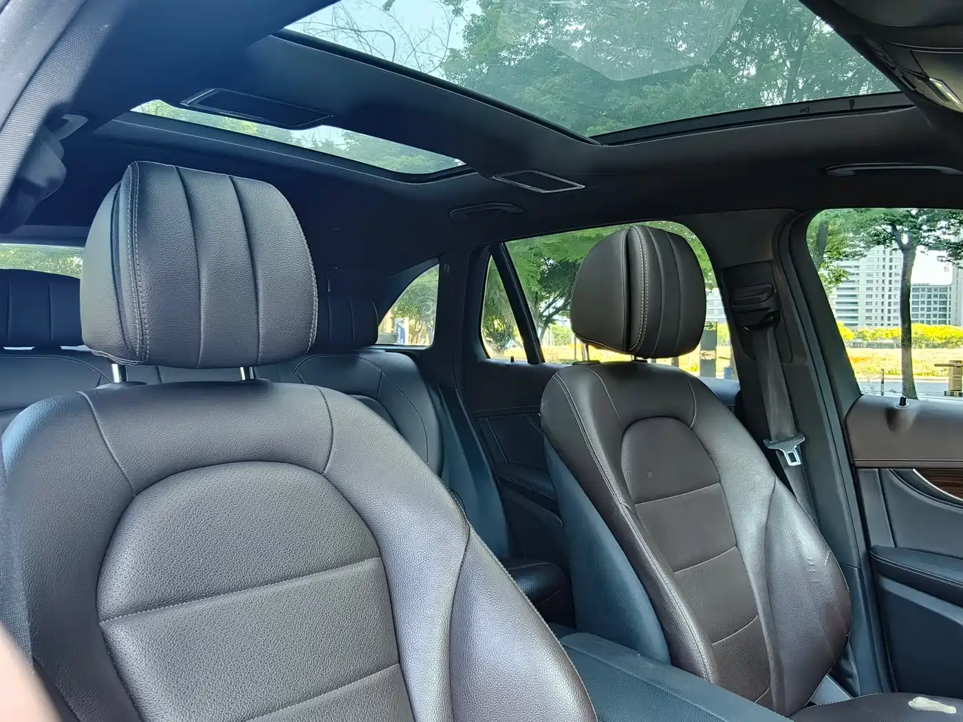 Mercedes-Benz GLC 2019 GLC 260 4MATIC Dynamic фото 10