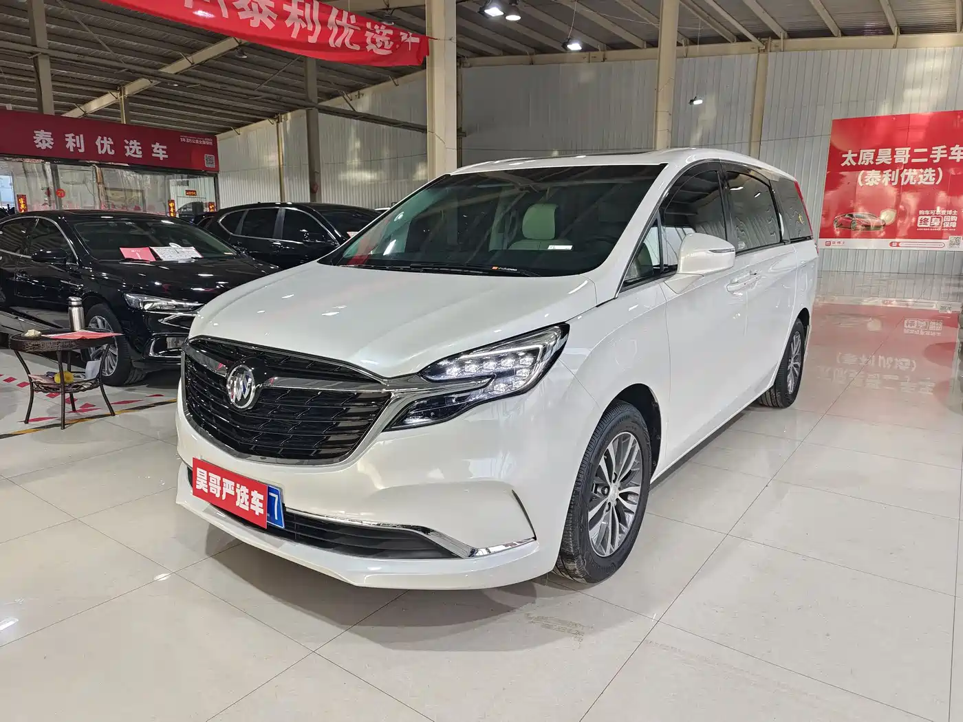 Buick GL8 2021 ES Landlord 653T Comfort