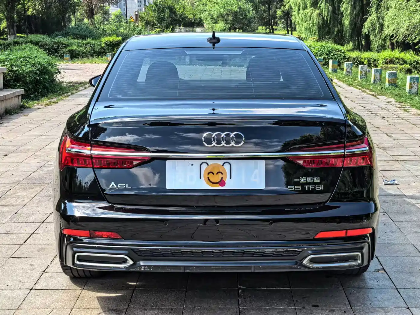 Фото 8 - Audi A6L