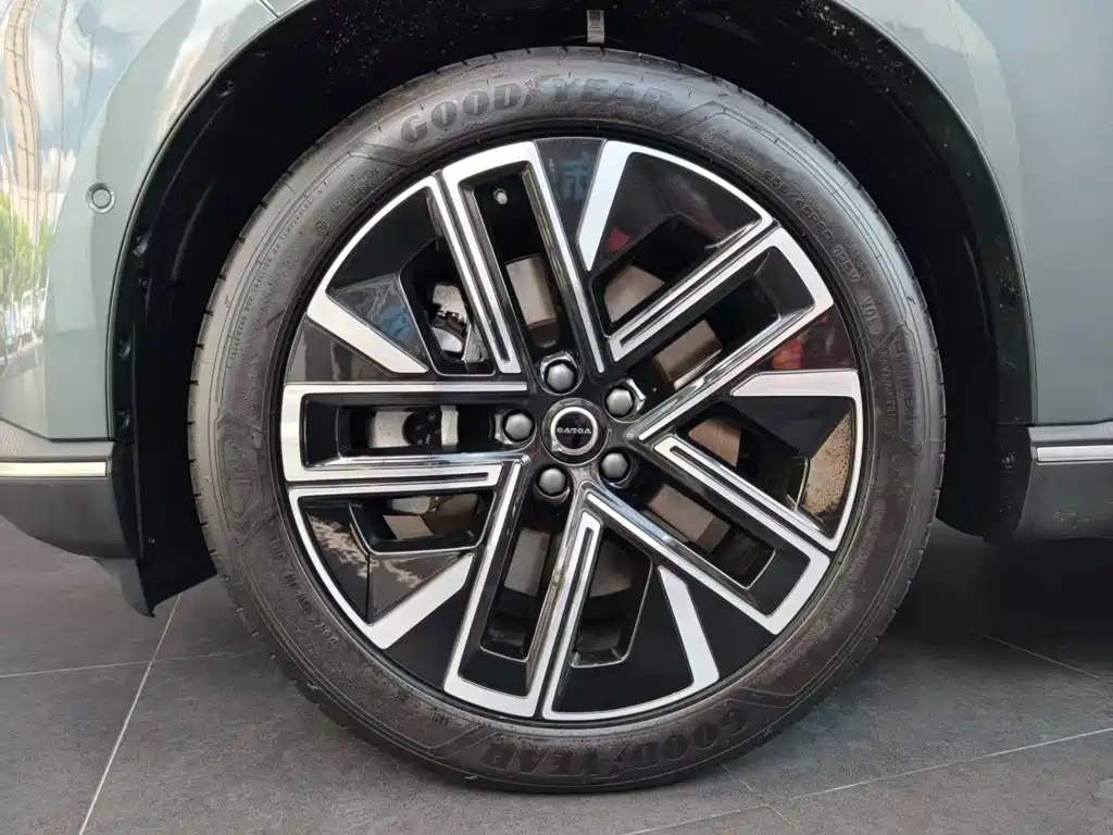 Volvo XC70 Plug-in Hybrid 2026 2026 4WD Ultra Long Range Plus