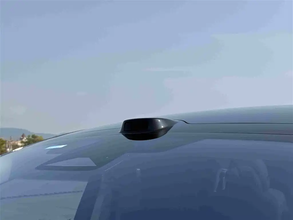 Li Auto Li i8 2026 2025 Standard Edition