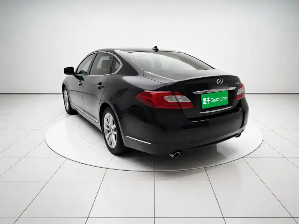 Infiniti Q70 2015 2013 Q70L 2.5L Comfort