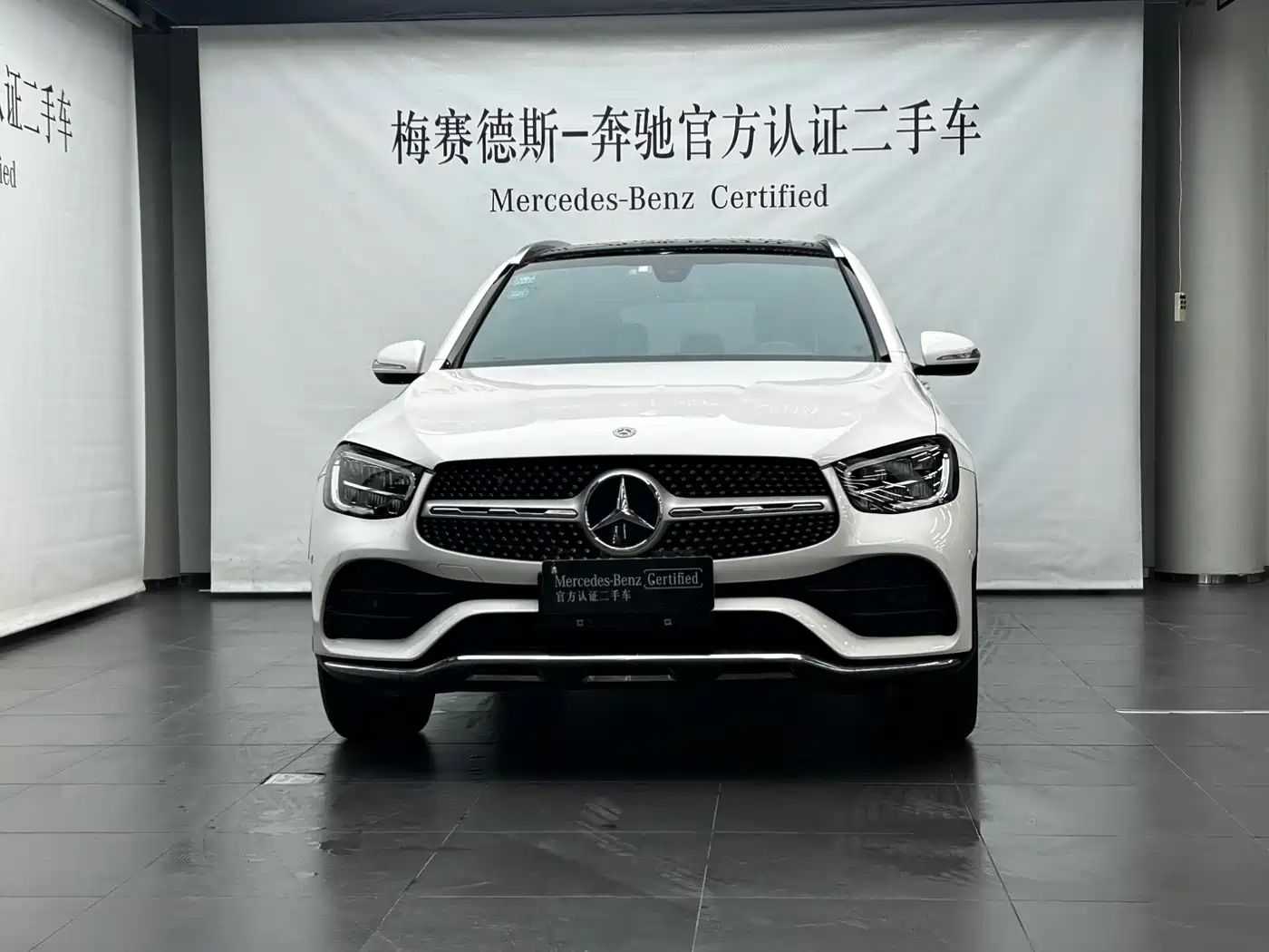 Mercedes-Benz GLC 2020 GLC 260 L 4MATIC Luxury фото 2