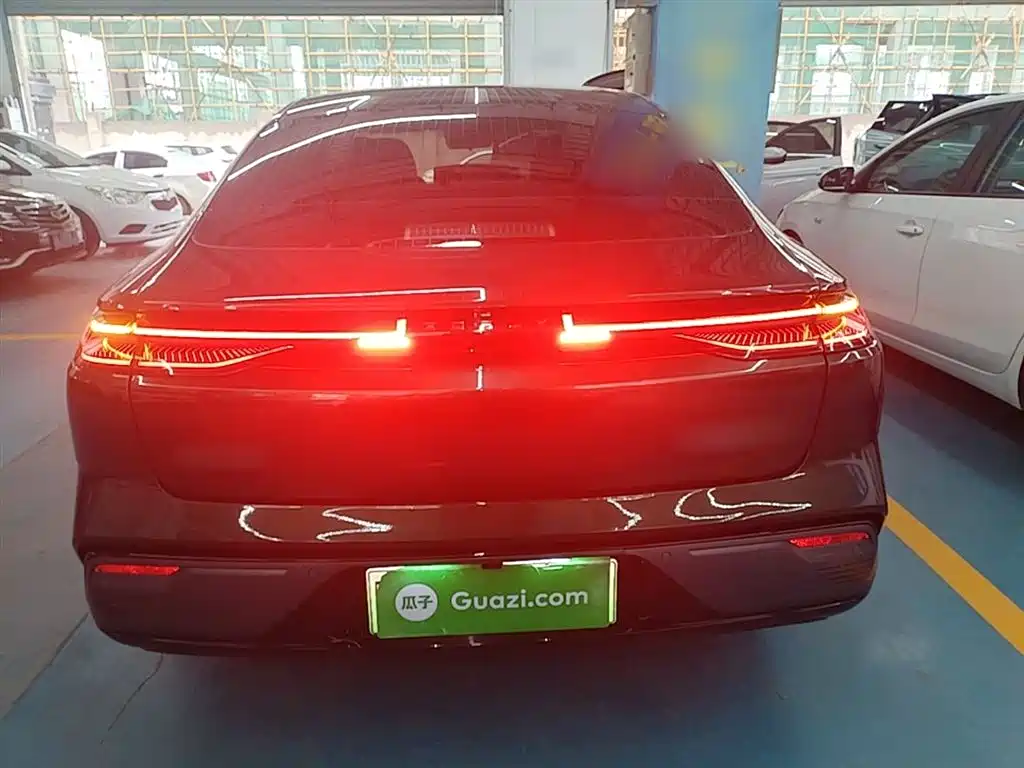 Geely Galaxy Galaxy Xingyao 8 2025 130km EM-P Starship Edition фото 6