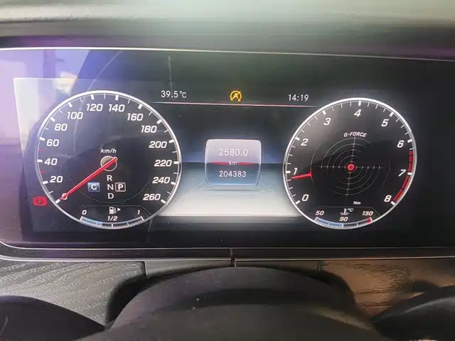 Mercedes-Benz E-Class 2018 E 200 L Sport — фото 4