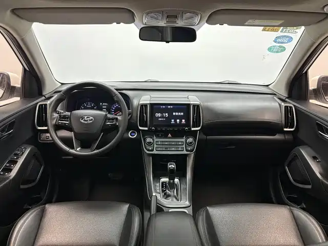 Hyundai Beijing Hyundai ix35 2019 2.0L Automatic 2WD Zhiyong·Enjoy China V фото 11