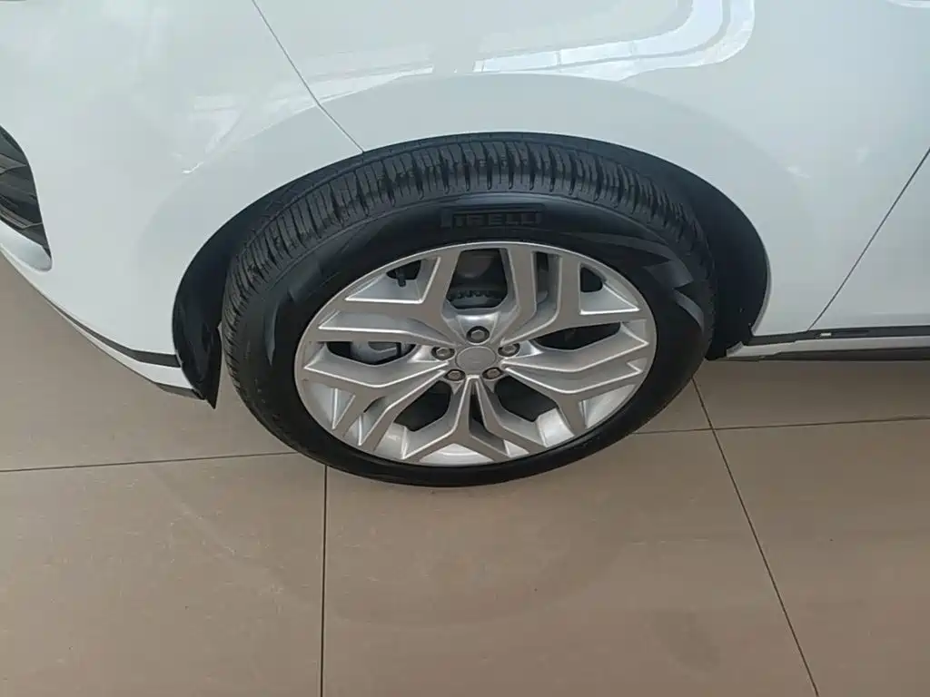 Фото 23 - Land Rover Range Rover Evoque