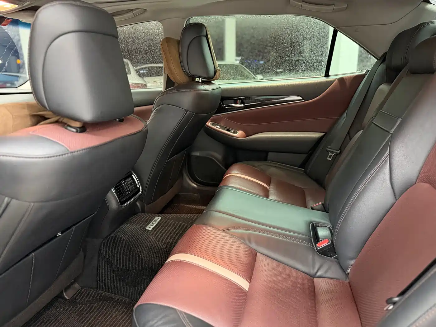 Toyota Crown 2017 2.0T Sport Edition фото 3