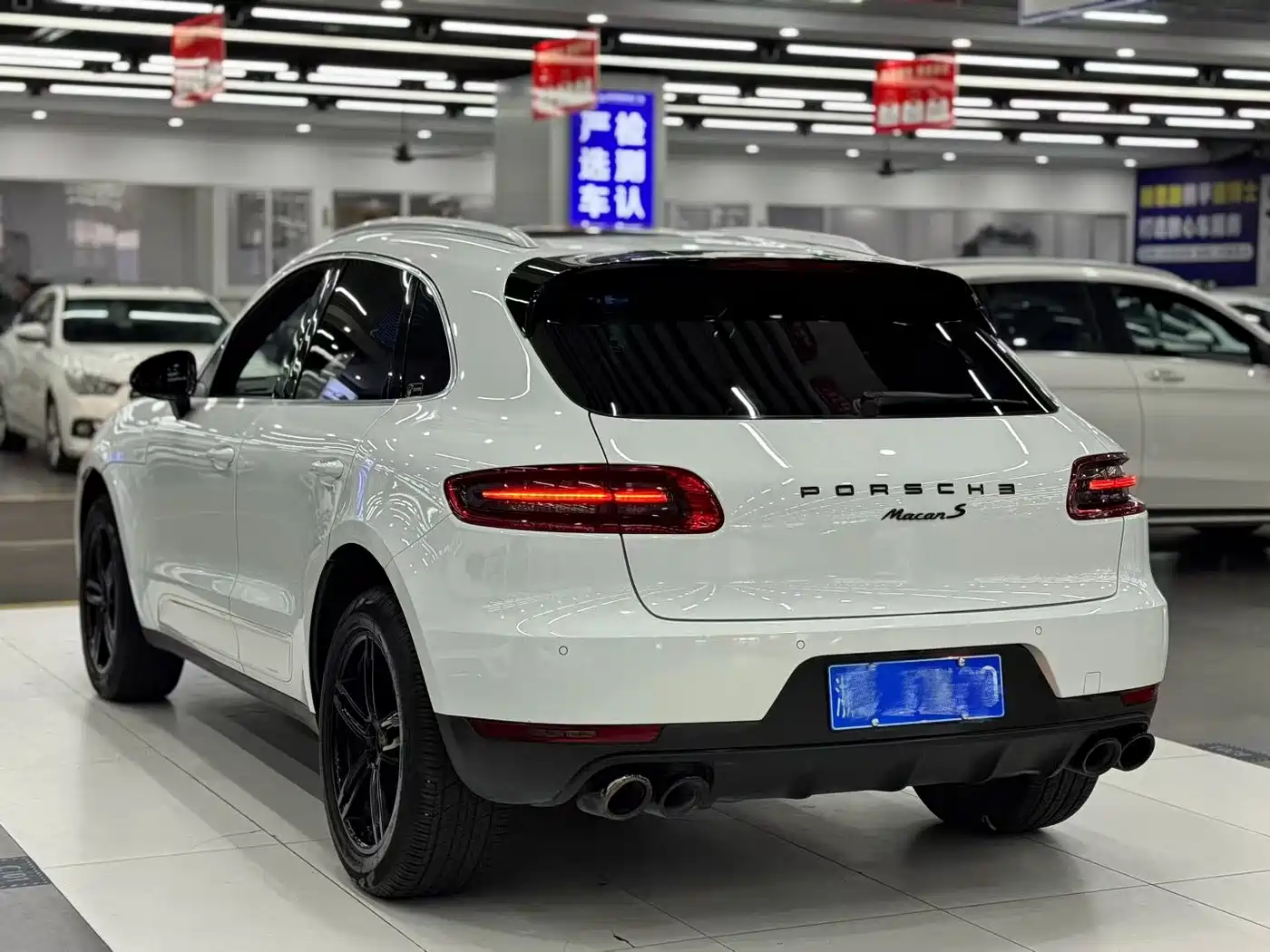 Porsche Macan 2017 Macan 2.0T фото 9