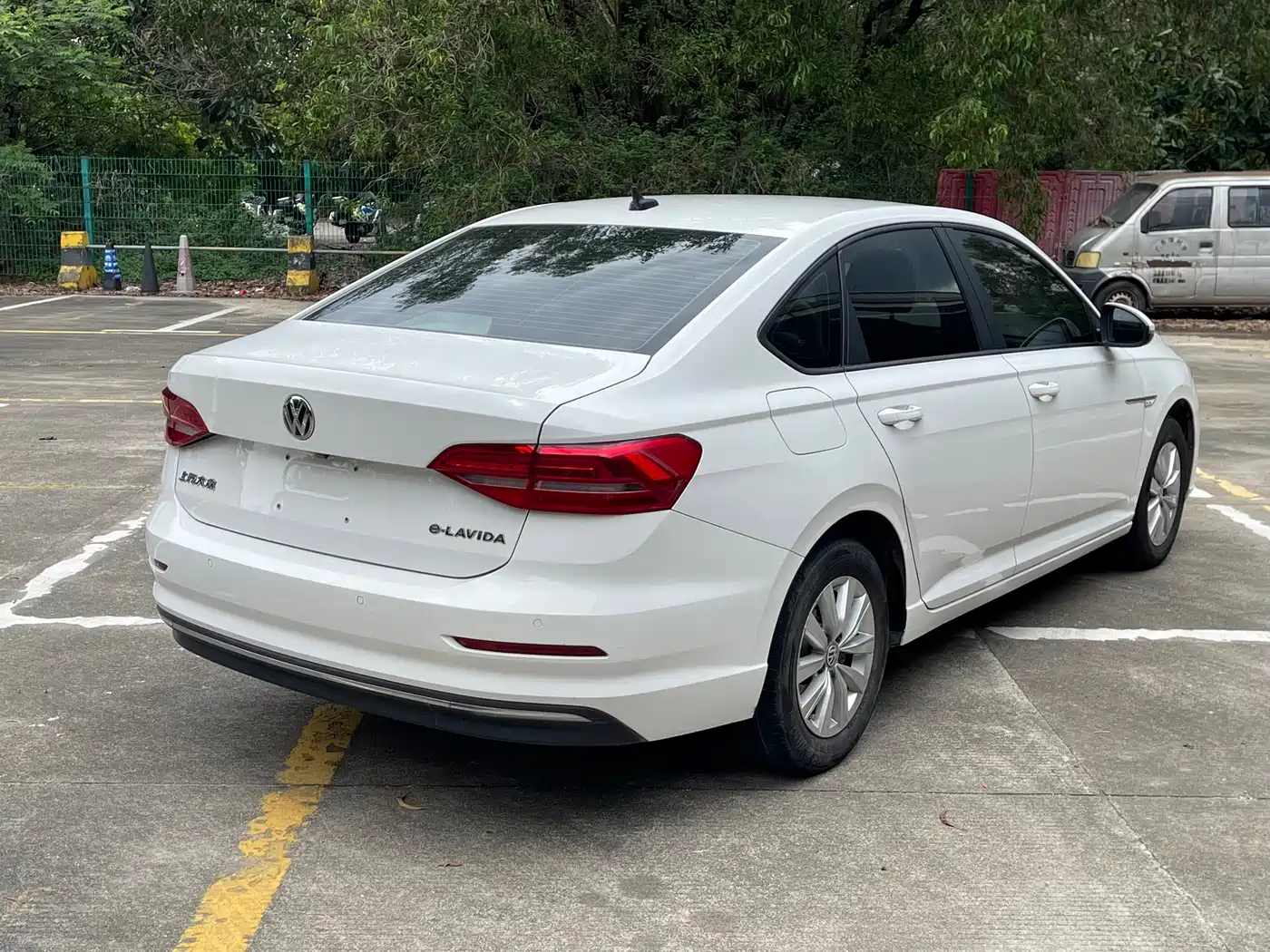 VOLKSWAGEN Lavida Pure Electric