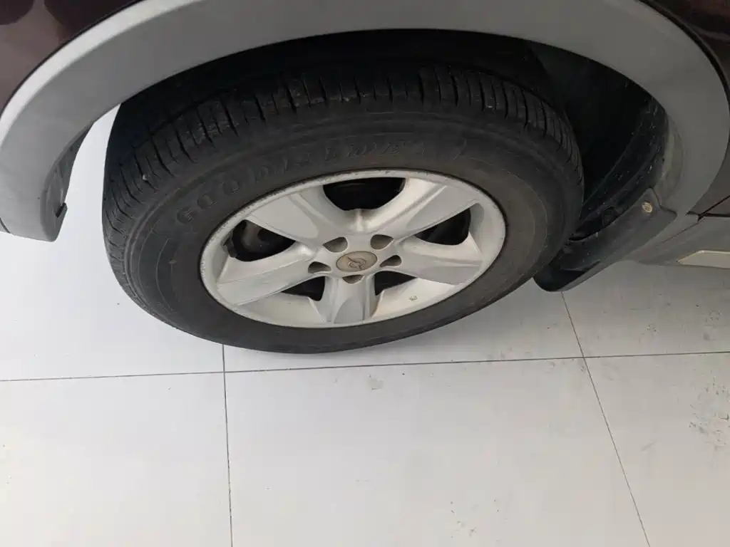 Haima S5 2015 2015 1.6L Manual Luxury Sunroof Edition