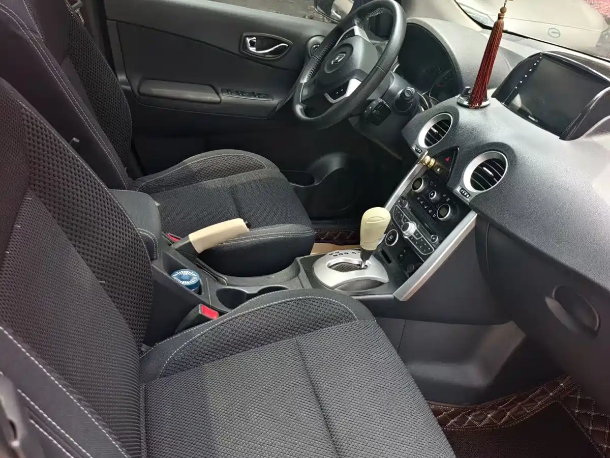 Renault Koleos (Import) 2013 2013 2.5L 2WD Luxury Edition