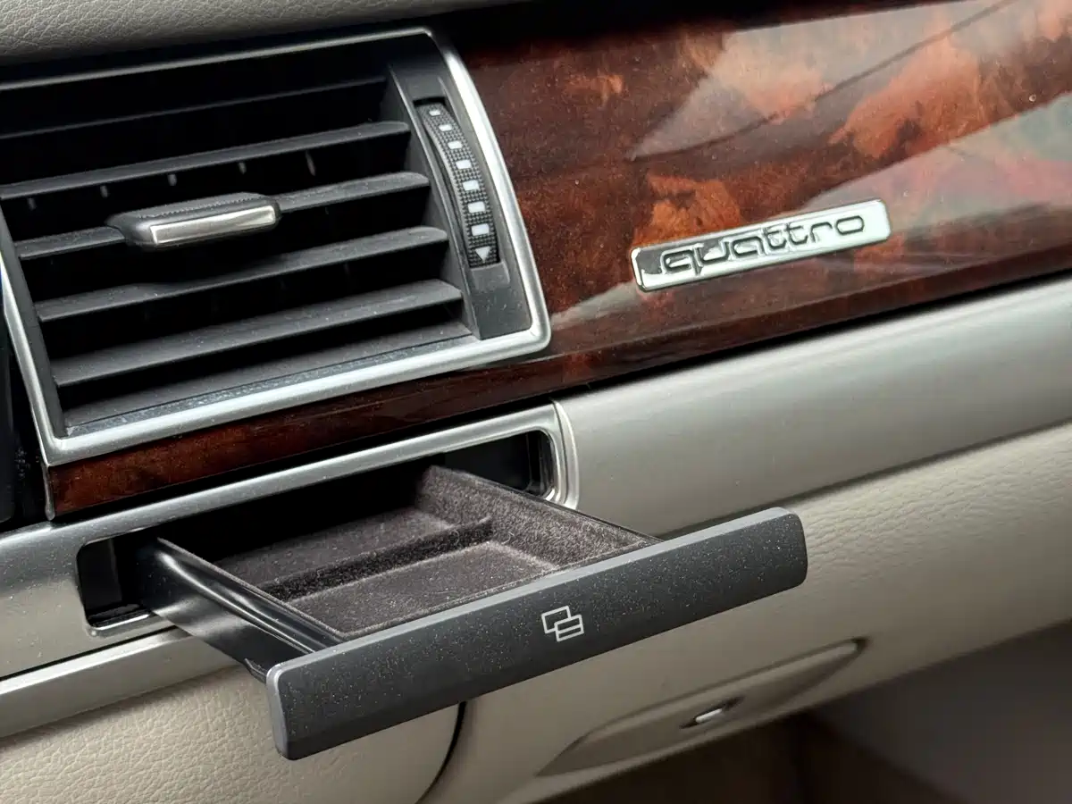 Audi A8 2006 2006 A8L 6.0 W12 quattro Flagship