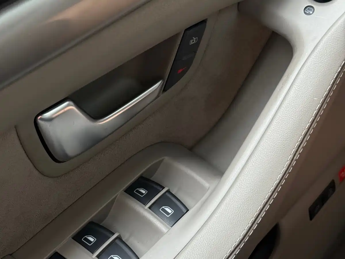 Audi A8 2006 2006 A8L 6.0 W12 quattro Flagship