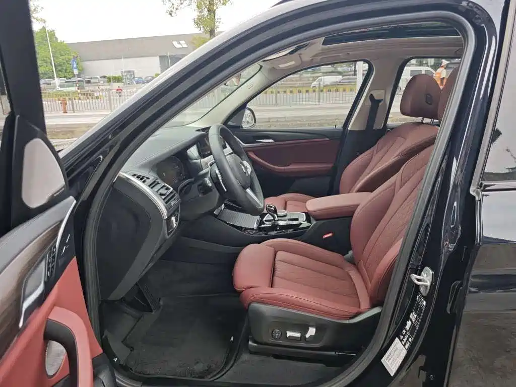 BMW X3 2023 xDrive30i Leading M Night Package фото 6