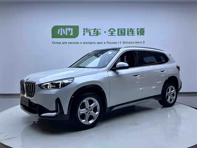 BMW X1 sDrive20Li, X Дизайн-пакет