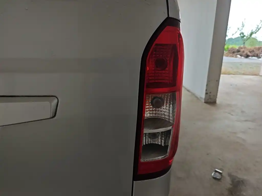 Wuling Motors Wuling Rongguang V 2018 2016 1.5L Standard
