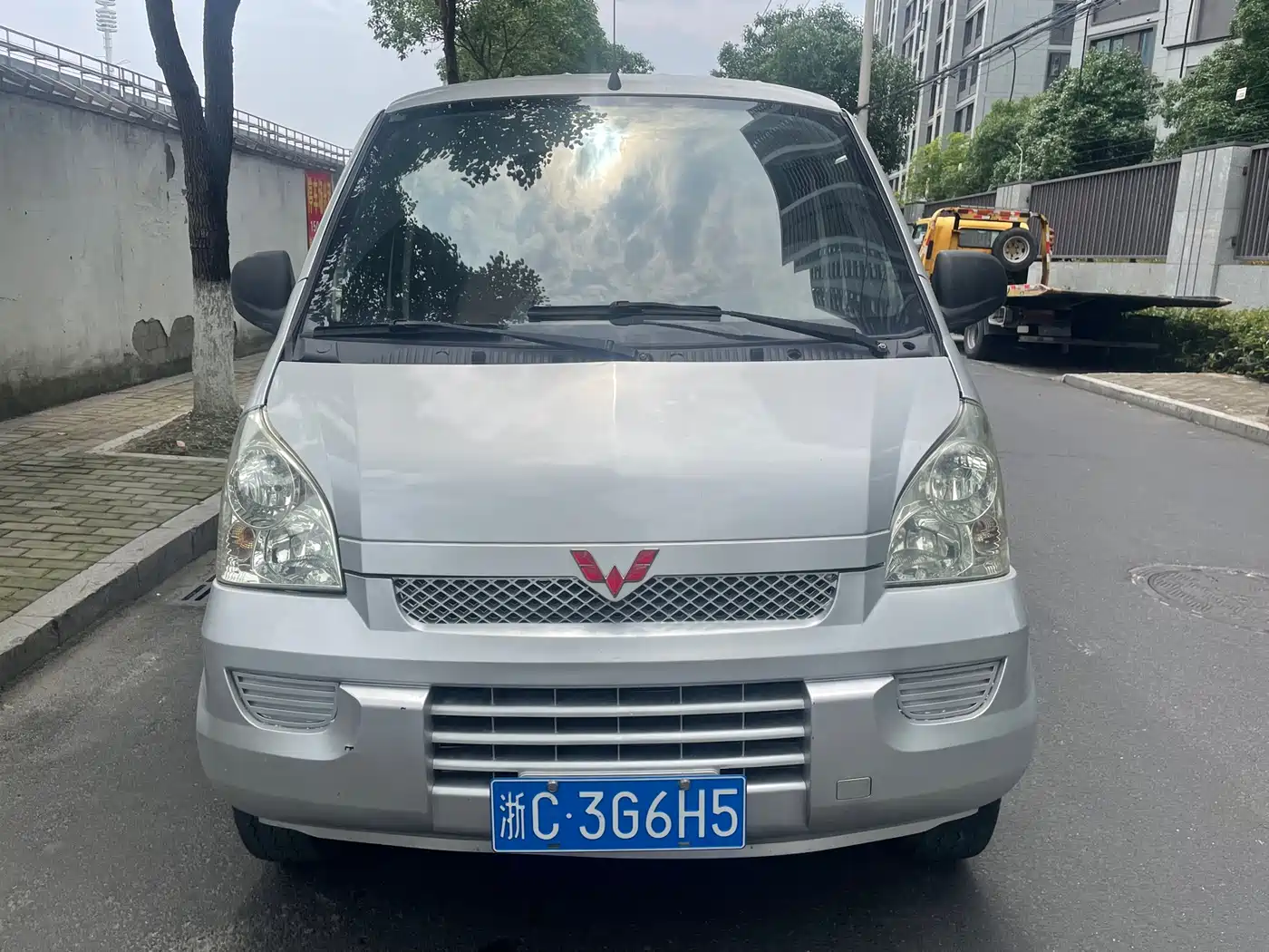 Wuling Motors Wuling Rongguang 2017 2012 1.5L Extended Base Model