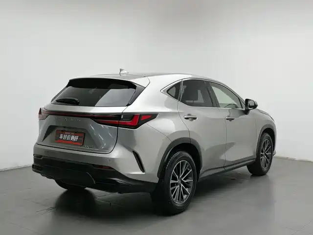 Lexus NX 2022 260 FWD Innovation Edition — фото 2