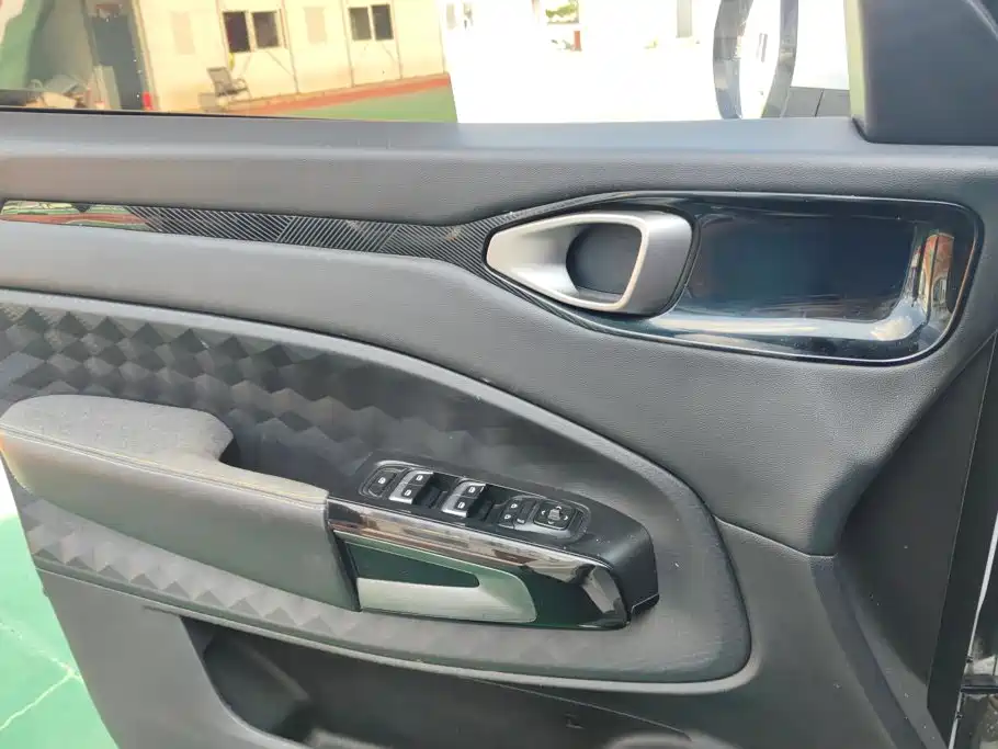 Baojun RM-5 2019 2019 1.5T Manual 24-hour Online Elite 7-seater
