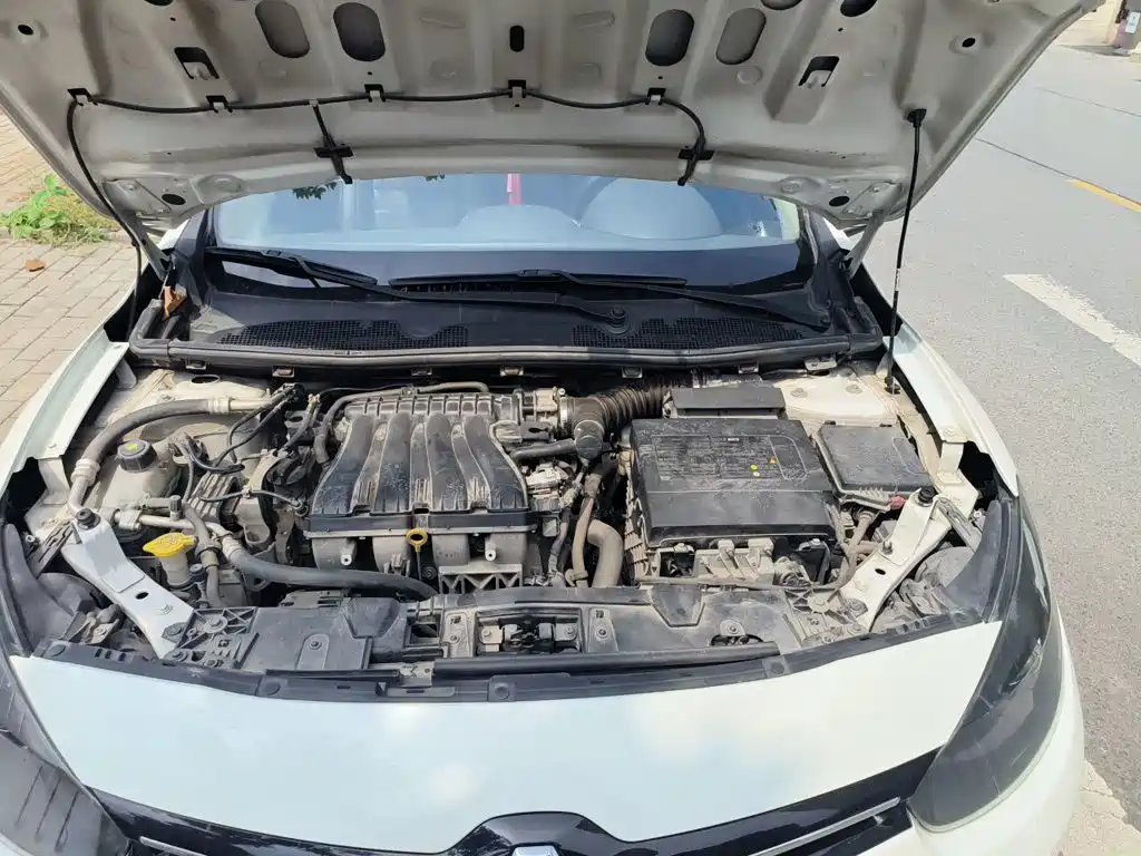 Renault Fluence 2015 2015 2.0L Fashion Edition